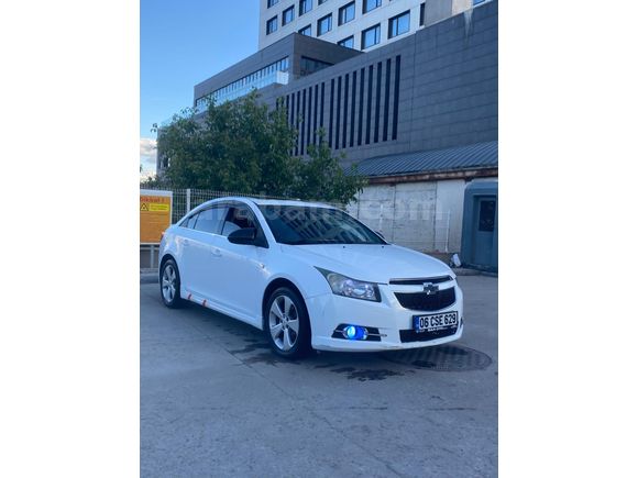 Sahibinden Chevrolet Cruze 1.6 WTCC Edition Plus 2011 Model  174.000 km Beyaz