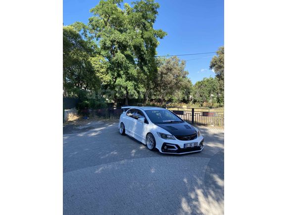 Sahibinden Honda Civic 1.6i VTEC Premium 2011 Model 