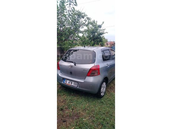 Sahibinden Toyota Yaris 1.3 Blue 2007 Model  260.000 km Diğer