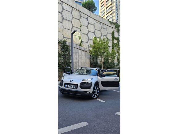 Sahibinden Citroen C4 Cactus 1.2 e-VTI Shine 2015 Model