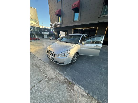 SAHİBİNDEN HYUNDAI ACCENT ERA 1.4 SELECT - 2007 MODEL - BAKIMLI