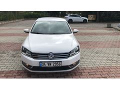 Ilk Sahibinden Volkswagen Passat 1.4 TSi BlueMotion Comfortline 2013 Trafige Cıkıs