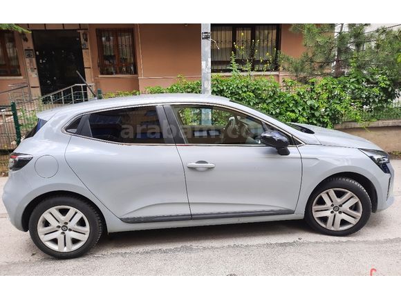 Sahibinden Renault Clio 1.0 TCe Evolution 2025 Model