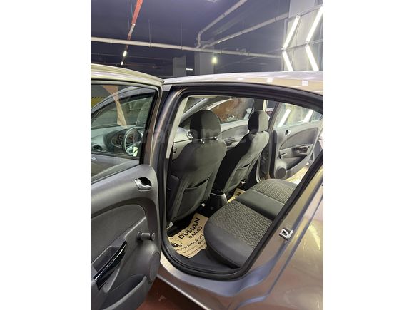 Sahibinden Opel Corsa 1.4 Twinport Active 2013 Model 