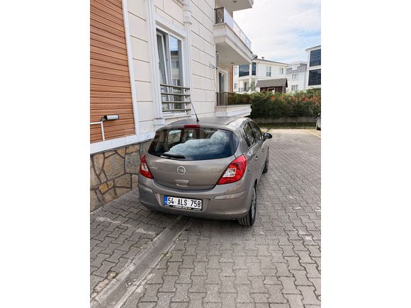 Sahibinden Opel Corsa 1.4 Twinport Active 2013 Model 
