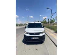 Sahibinden Peugeot Partner 1.5 BlueHDI Comfort 2023 Model 