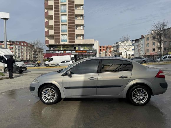 Sahibinden Renault Megane 1.6 Authentique 2006 Model 