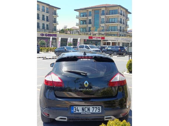 Sahibinden Renault Megane 1.6 Expression 2011 Model  126.000 km Siyah