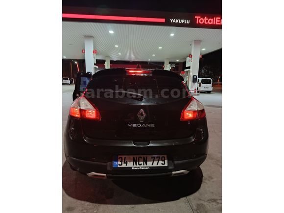 Sahibinden Renault Megane 1.6 Expression 2011 Model  126.000 km Siyah