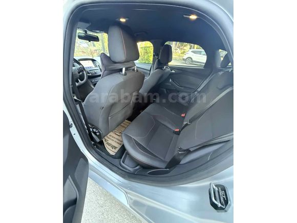 Sahibinden Ford Focus 1.5 TDCi ST Line 2017 Model 