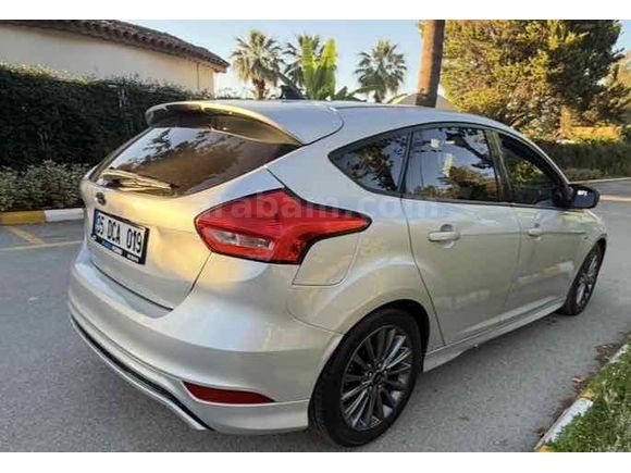 Sahibinden Ford Focus 1.5 TDCi ST Line 2017 Model 