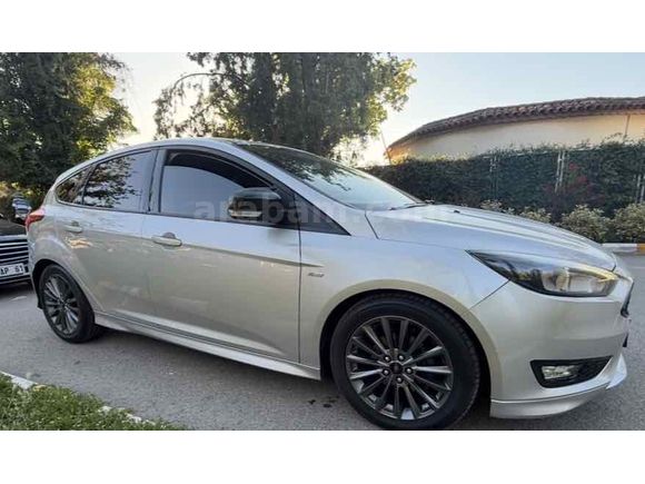 Sahibinden Ford Focus 1.5 TDCi ST Line 2017 Model 