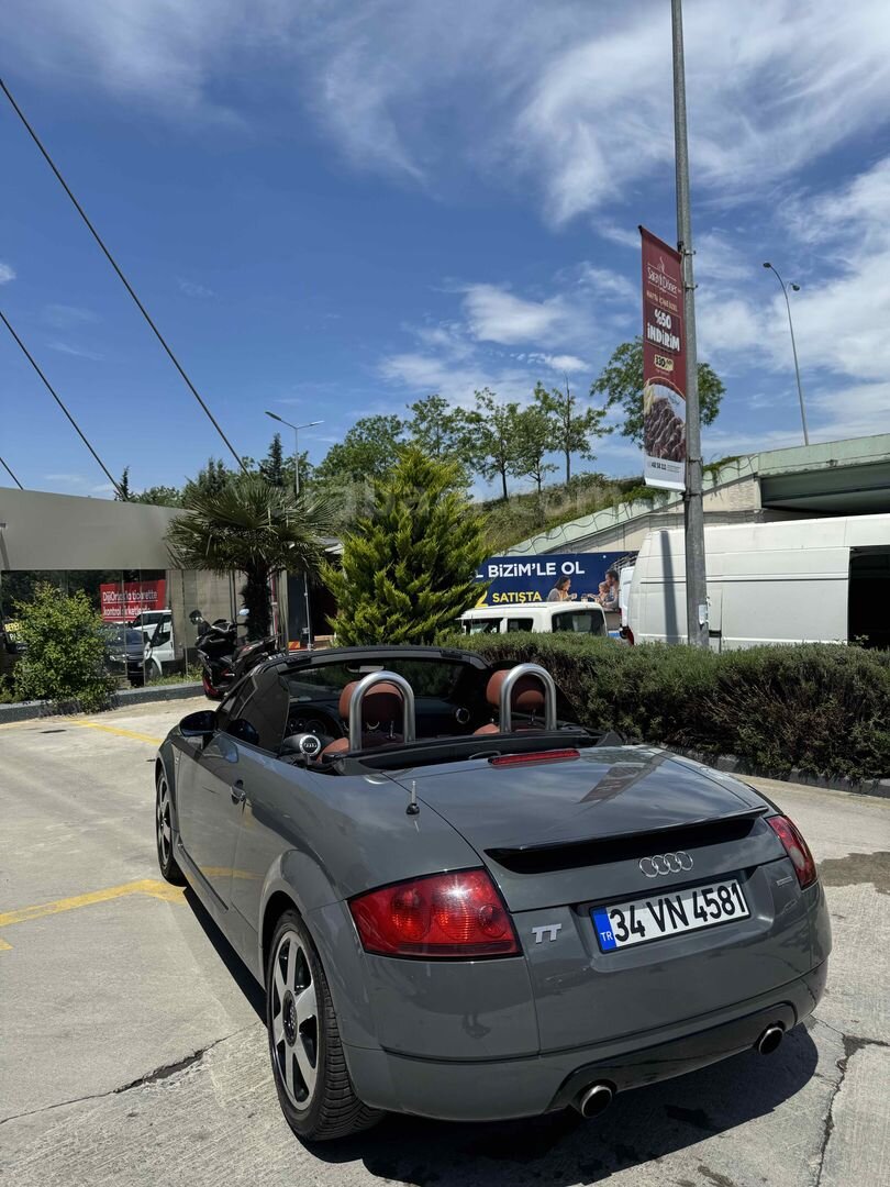 Sahibinden Audi TT 1.8 T Quattro 2000 Model İstanbul 112.000 km Gri (metalik) 6