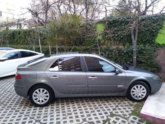 Sahibinden Renault Laguna 2.0 Privilege 2004 Model