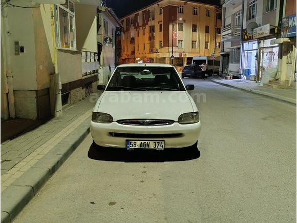 Sahibinden Ford Escort 1.3 CL 1996 Model