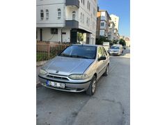 Sahibinden Fiat Siena 1.2 S 2001 Model bakımlarıyeni yapıldı motorda yürüyende sıkıntı yoktur