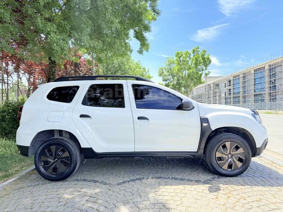 Galeriden Dacia Duster 1.3 Tce Essential 2023 Model İstanbul