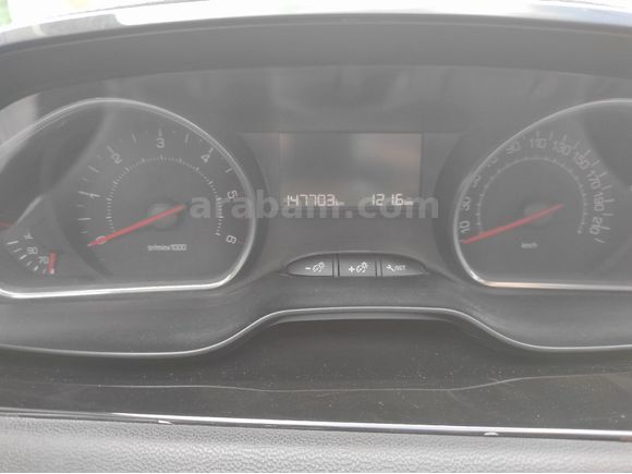 Sahibinden Peugeot 208 1.4 HDi Active 2013 Model