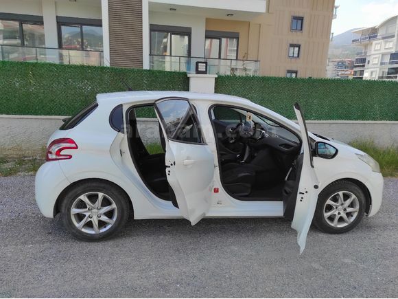 Sahibinden Peugeot 208 1.4 HDi Active 2013 Model