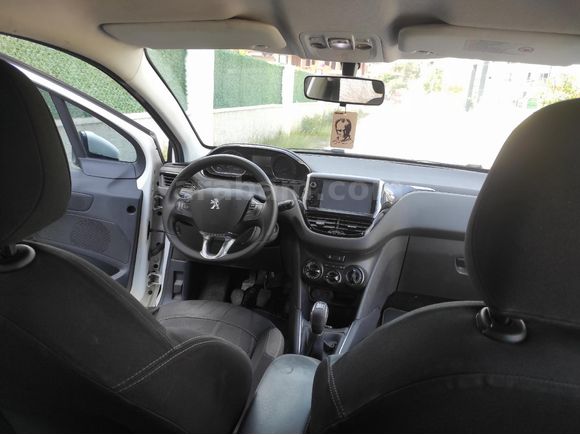 Sahibinden Peugeot 208 1.4 HDi Active 2013 Model