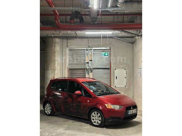 Sahibinden Mitsubishi Colt 1.3 Invite 2009 Model  224.000 km Kırmızı