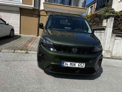 Sahibinden Peugeot Rifter 1.5 BlueHDI Allure 2024 Model 