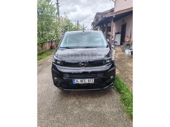 FİYAT DÜŞTÜ ACİLSATILIK SIFIR AYARINDA OPEL ZAFİRA 2025 ULTİMATE EN FUL OLANI