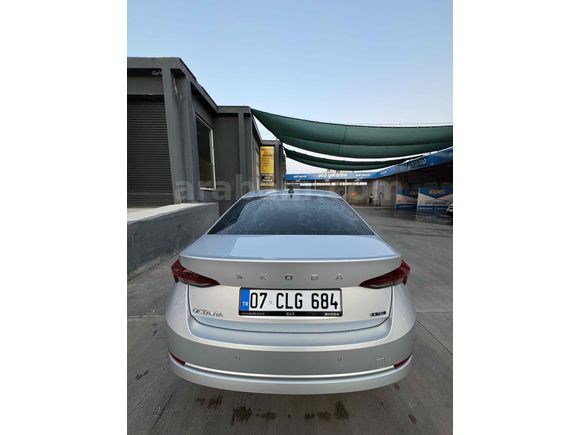 Hatasız kusursuz sahibinden 2023  1.0 e tec octavia
