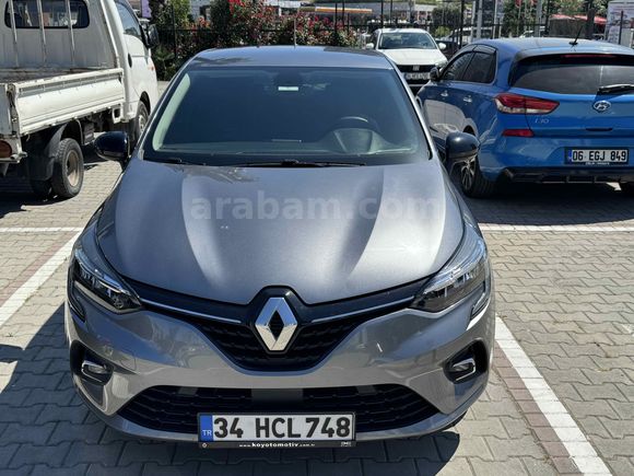 Düşük KM | Temiz | 2023 Renault Clio 1.0 TCe Touch Otomatik