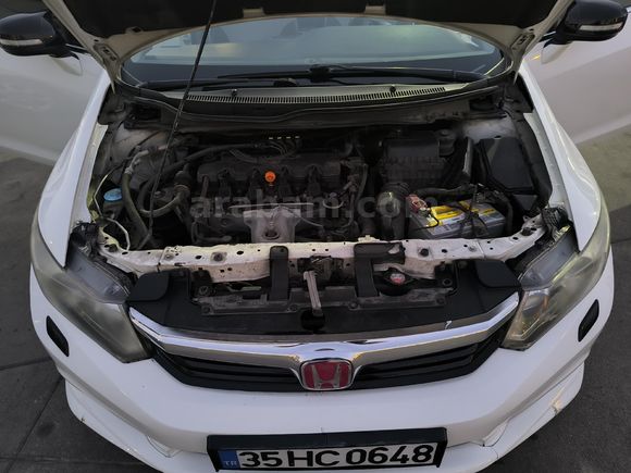 2013 model ağır hasarlı FB7aracim satılıktır aile için ideal bir araçtır