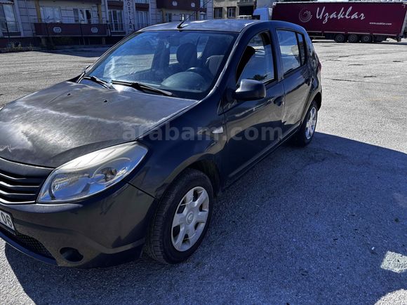 Sahibinden Dacia Sandero 1.5 dCi Ambiance 2012 Model 