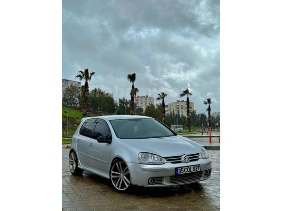 GOLF 5 COMFORTLİNE EXTRALI TEMİZ