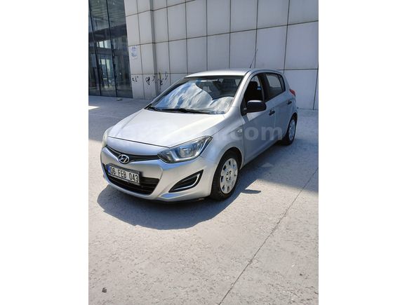 Otomatik 121.000 km Hyundai i20 1.4 CVVT Jump 2013 Model 