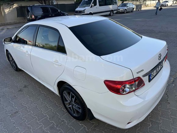 OTOMATİK Toyota Corolla 1.4 D-4D Elegant 2012 Model Şanlıurfa