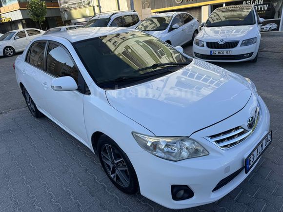 OTOMATİK Toyota Corolla 1.4 D-4D Elegant 2012 Model Şanlıurfa