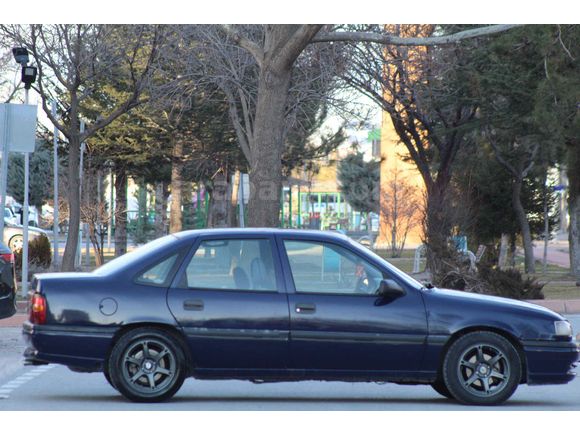 Sahibinden Opel Vectra 2.0 GLS 1993 Model 