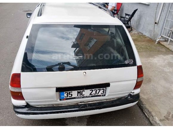 Biraz daha düşsün diye bekleyenler birden giddince araç anlarsınız ne. kaybettiğinizi Ford Escort 1.6 CLX 1994 Model