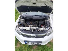 Sahibinden Honda Civic 1.6i VTEC Eco Premium 2013 Model