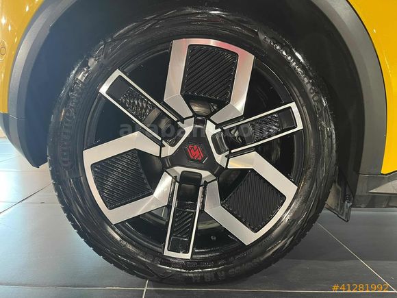 Mais İzmir Şube 2025 Renault R5 E-Tech EV52 Techno