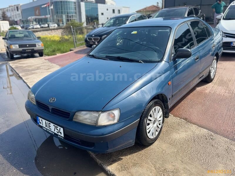 Galeriden Toyota Carina 2.0 GLi 1998 Model Kocaeli 400.000 km Lacivert