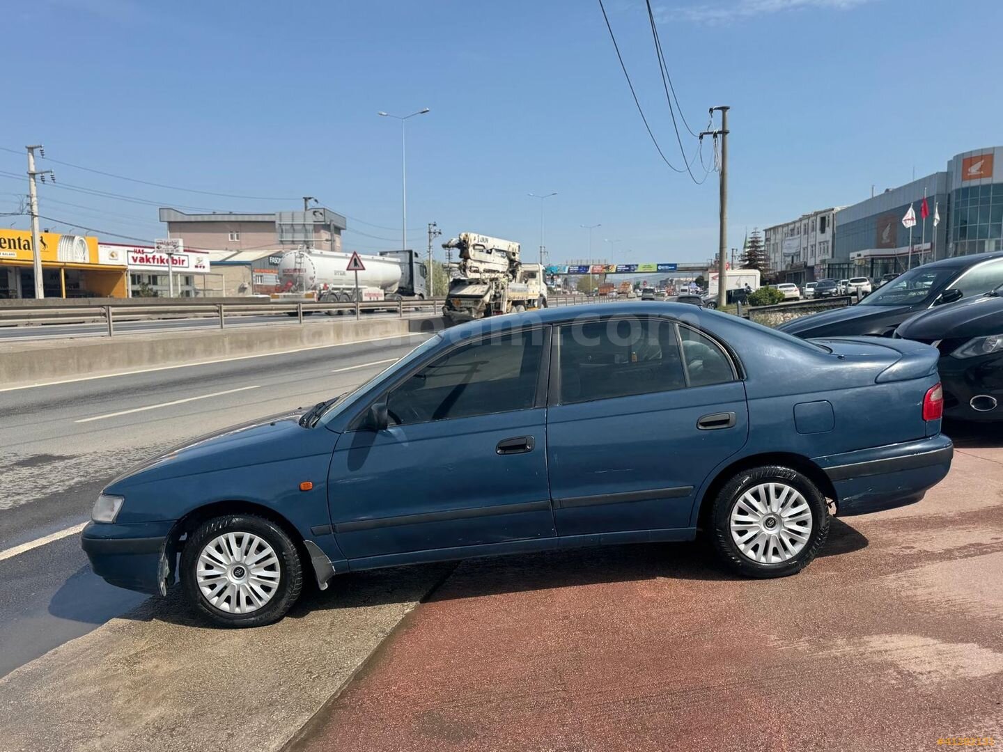 Galeriden Toyota Carina 2.0 GLi 1998 Model Kocaeli 400.000 km Lacivert 5