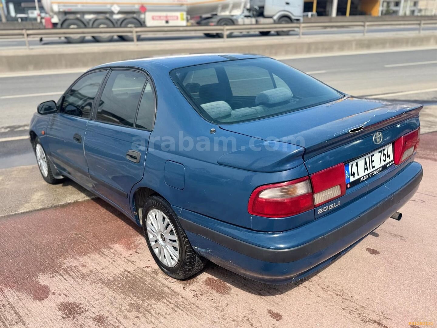Galeriden Toyota Carina 2.0 GLi 1998 Model Kocaeli 400.000 km Lacivert 7