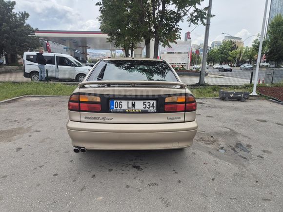 2000 model Renault Laguna 1.8 16V RXE Ankara