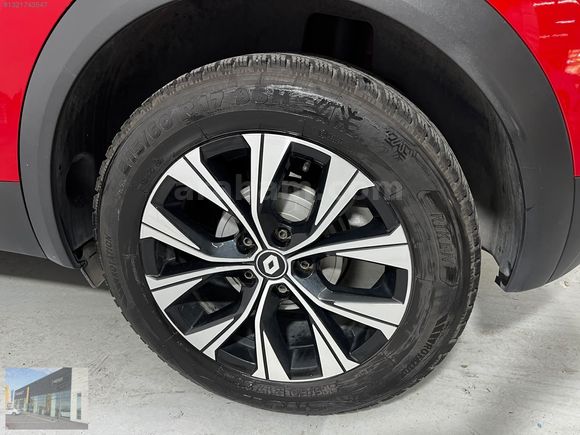HEDEF RENAULT'DAN 0,99 KREDİ 2023 CAPTUR TOUCH PLUS HYBRİD EDC
