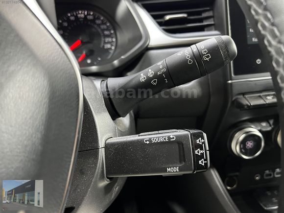 HEDEF RENAULT'DAN 0,99 KREDİ 2023 CAPTUR TOUCH PLUS HYBRİD EDC