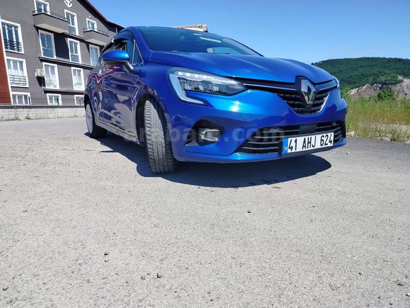Pazarlıksız son fiyat. Renault Clio 5 1.0 TCe 90 Bg. X-Tronic.