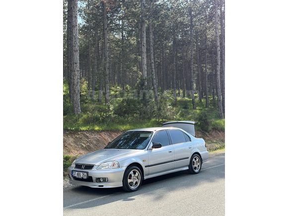 HONDA CIVIC 1.6 iES - SIFIR MOTOR - TAVAN BOYASIZ - TAM GP EMSALSİZ