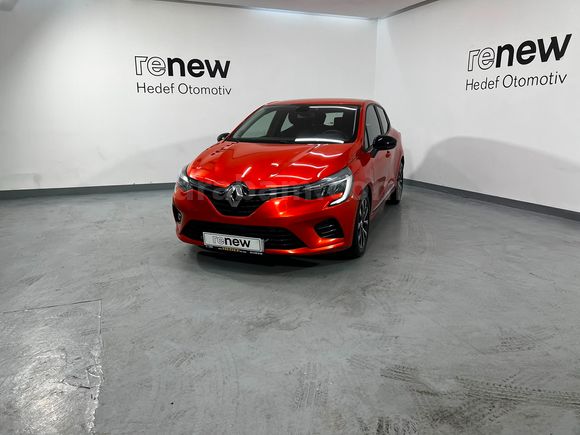 HEDEF RENAULT'DAN 0,99 KREDİ 2023 CLİO TOUCH MANUEL % 20
