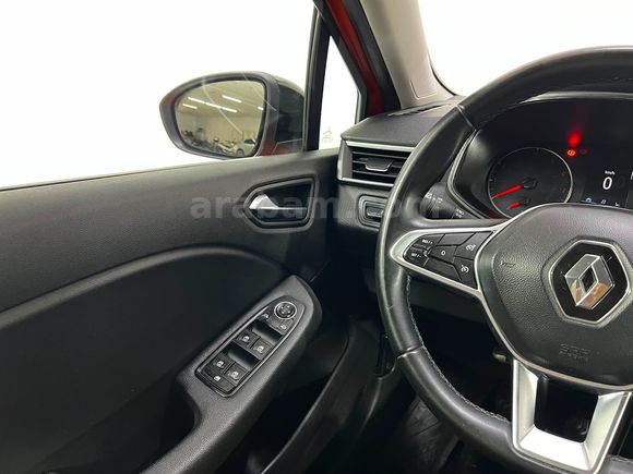 HEDEF RENAULT'DAN 0,99 KREDİ 2023 CLİO TOUCH MANUEL % 20