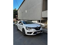 Sahibinden Renault Megane 1.5 Blue DCI Touch 2019 Model  70.000 km Beyaz